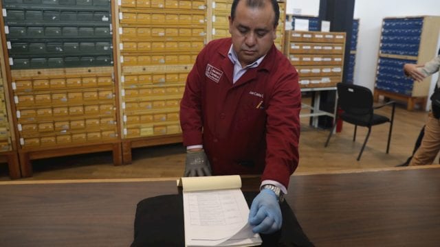 El Archivo General de la Nación de México reveló que le robaron documentos de gran valor hisórico del país. (Foto Prensa Libre: EFE)