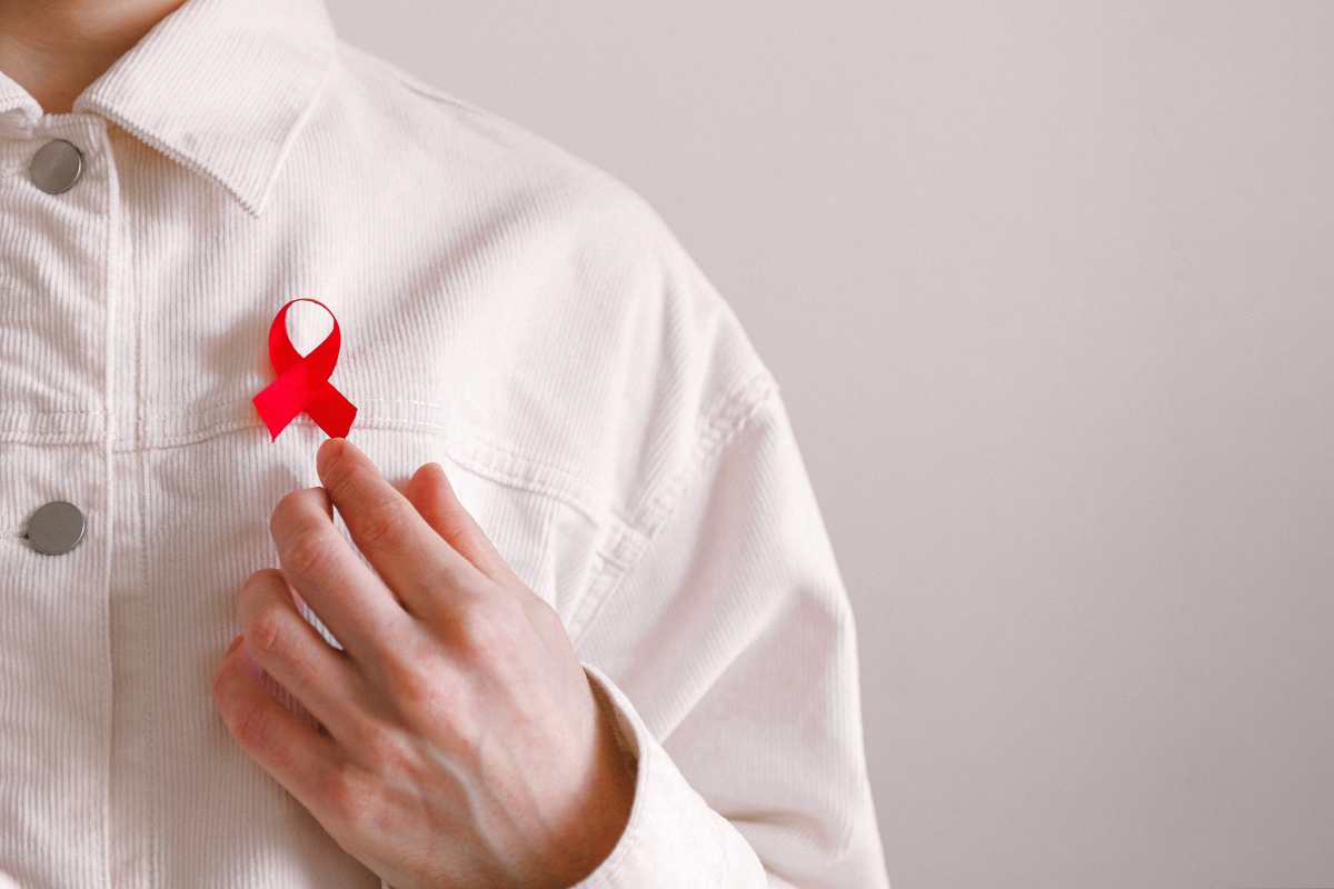 Hombre se negaba a pagar la manutención de su hijo y le inyecta sangre contaminada con VIH