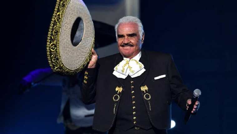 Vicente Fernández: Reportan nuevas complicaciones en el estado de salud de “El Charro de Huentitán” – Prensa Libre