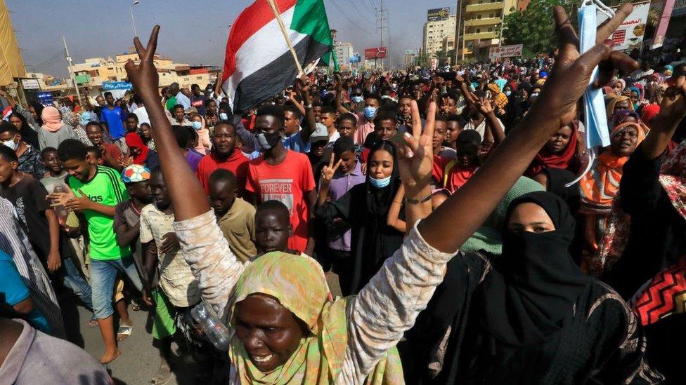 Los militares dieron un golpe de Estado en Sudán el lunes. (GETTY IMAGES)