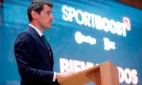 MADRID, 01/10/2021.- El exportero internacional español Iker Casillas ha presentado este viernes 'Sportboost', su aceleradora de empresas tecnológicas orientadas a la industria del deporte, un proyecto con el apoyo de la escuela de negocios ESIC y LaLiga para asesorar a compañías prometedoras en este campo. EFE/Juan Carlos Hidalgo