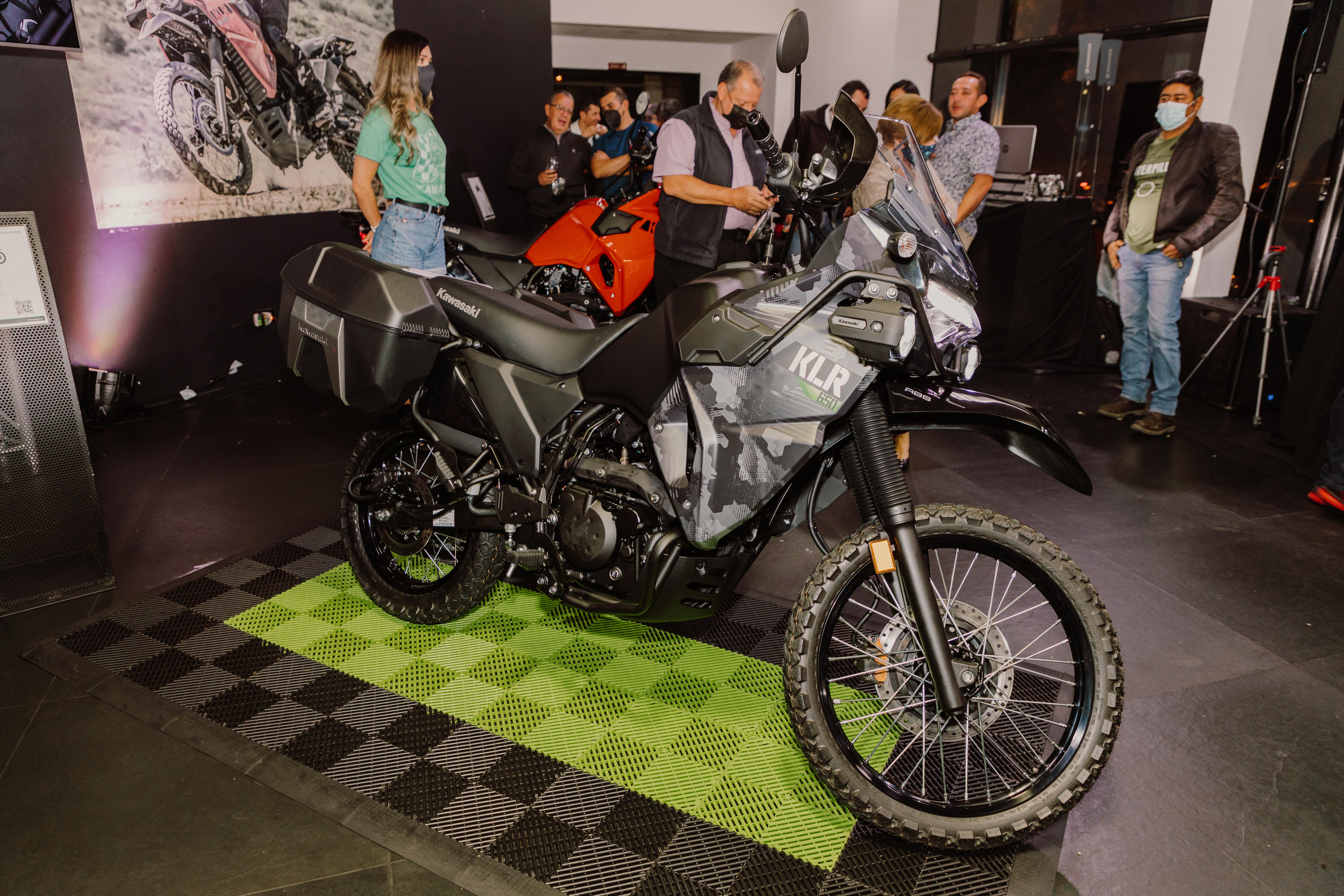 Kawasaki Guatemala presentó la nueva Kawasaki KLR 650. Foto Prensa Libre: Cortesía.