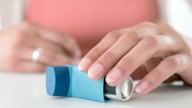 ¿Por qué el asma empeora de noche?