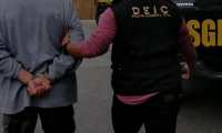 Mario Morales Castillo fue capturado en la zona 12 de la capital señalado de agresión sexual. (Foto Prensa Libre: PNC) 