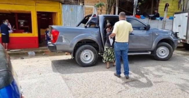 Dos niñas, menores de edad, víctimas de posible maltrato físico y psicológico, fueron rescatadas por la Procuraduría General de la Nación en Alta Verapaz. (Foto Prensa Libre) 