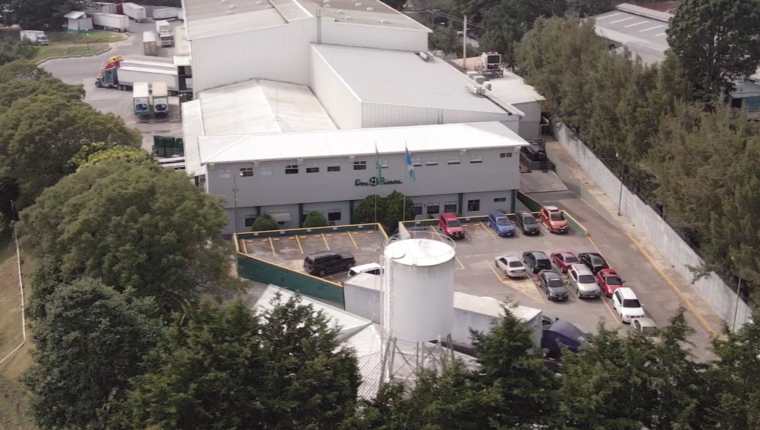 La planta de Dos Pinos en Guatemala se ubica en Fraijanes. (Foto Prensa Libre: Cortesía)