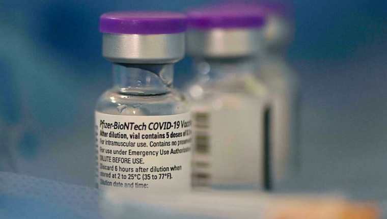 Las autoridades de EE. UU. dieron el visto bueno a la vacuna de Pfizer para aplicarlas a niños de entre 5 y 11 años. (Foto Prensa Libre: AFP)