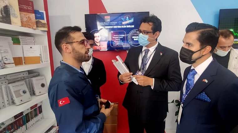 Lisardo Bolaños, viceministro de Inversión y Competencia exploró la posibilidad de lograr un acuerdo comercial con Turquía. (Foto Prensa Libre: Cortesía Mineco)