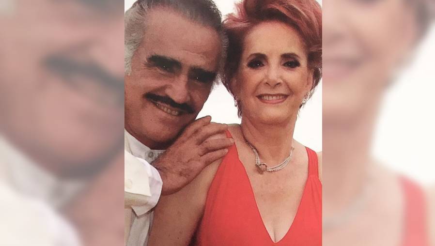Doña Cuquita, esposa de Vicente Fernández, aclara rumores sobre la salud del cantante mexicano. (Foto Prensa Libre: instagram.com/_vicentefdez)