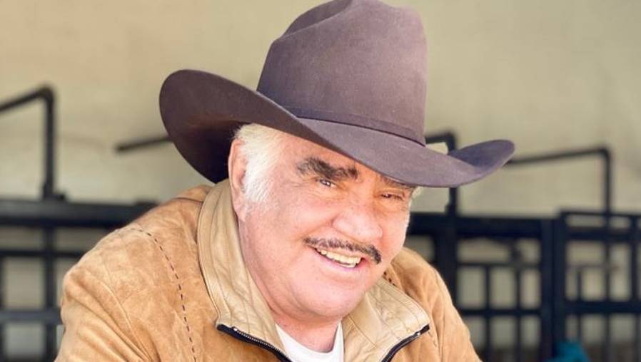La familia de Vicente Fernández agradece al público por estar pendiente de la salud del cantante mexicano. (Foto Prensa Libre: instagram.com/_vicentefdez)