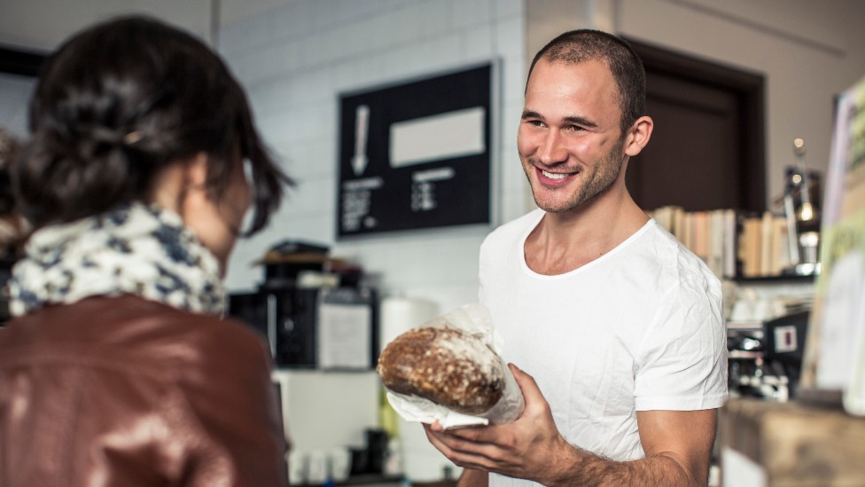 No es necesario que recuerdes cada detalle de lo que compraste en la panadería hace dos semanas. Getty Images
