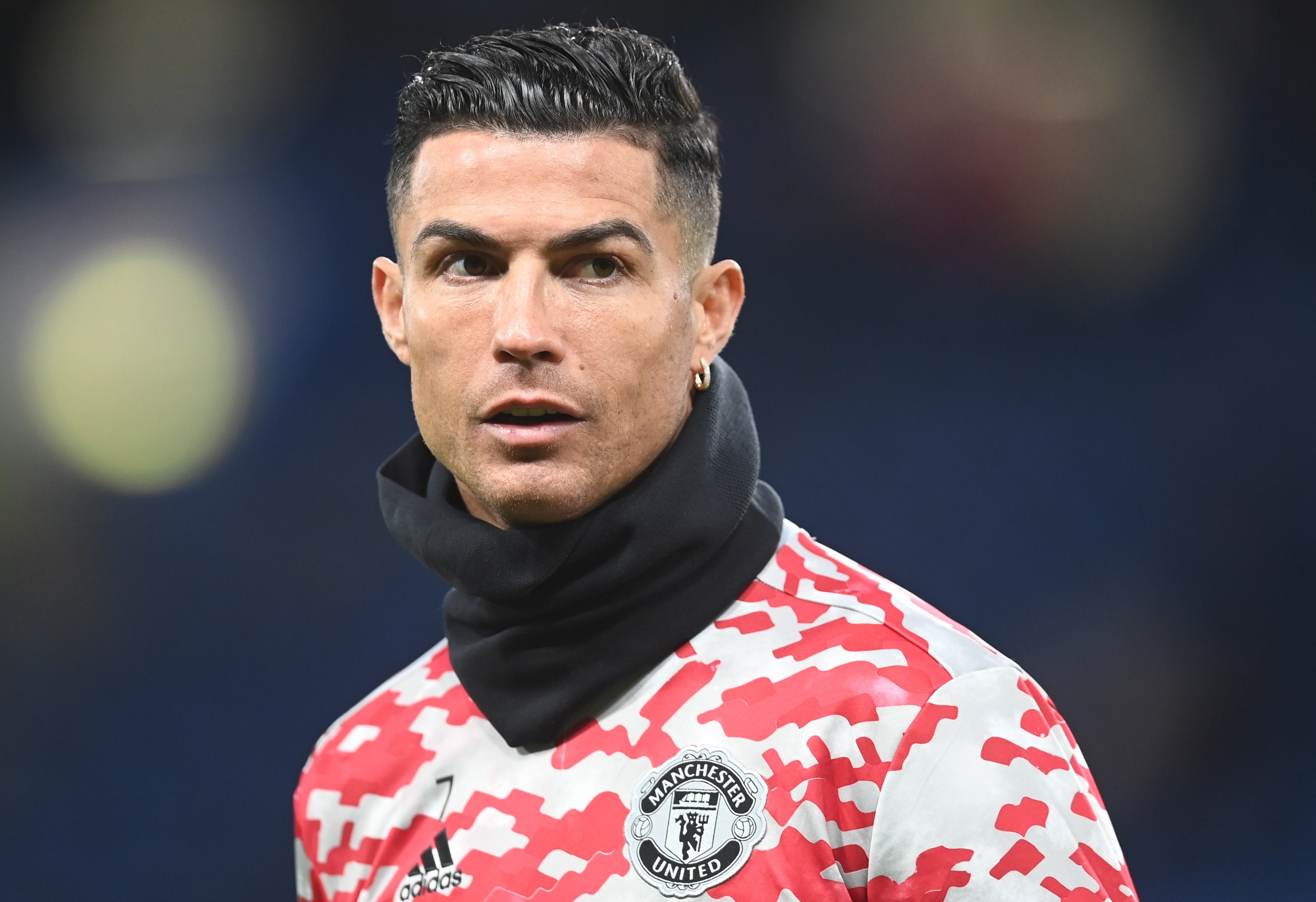 Cristiano Ronaldo, jugador de la Selección de Portugal y el Manchester United, publicó un extenso texto en Instagram en donde critica a los organizadores de la entrega del Balón de Oro. Foto Prensa Libre: EFE.