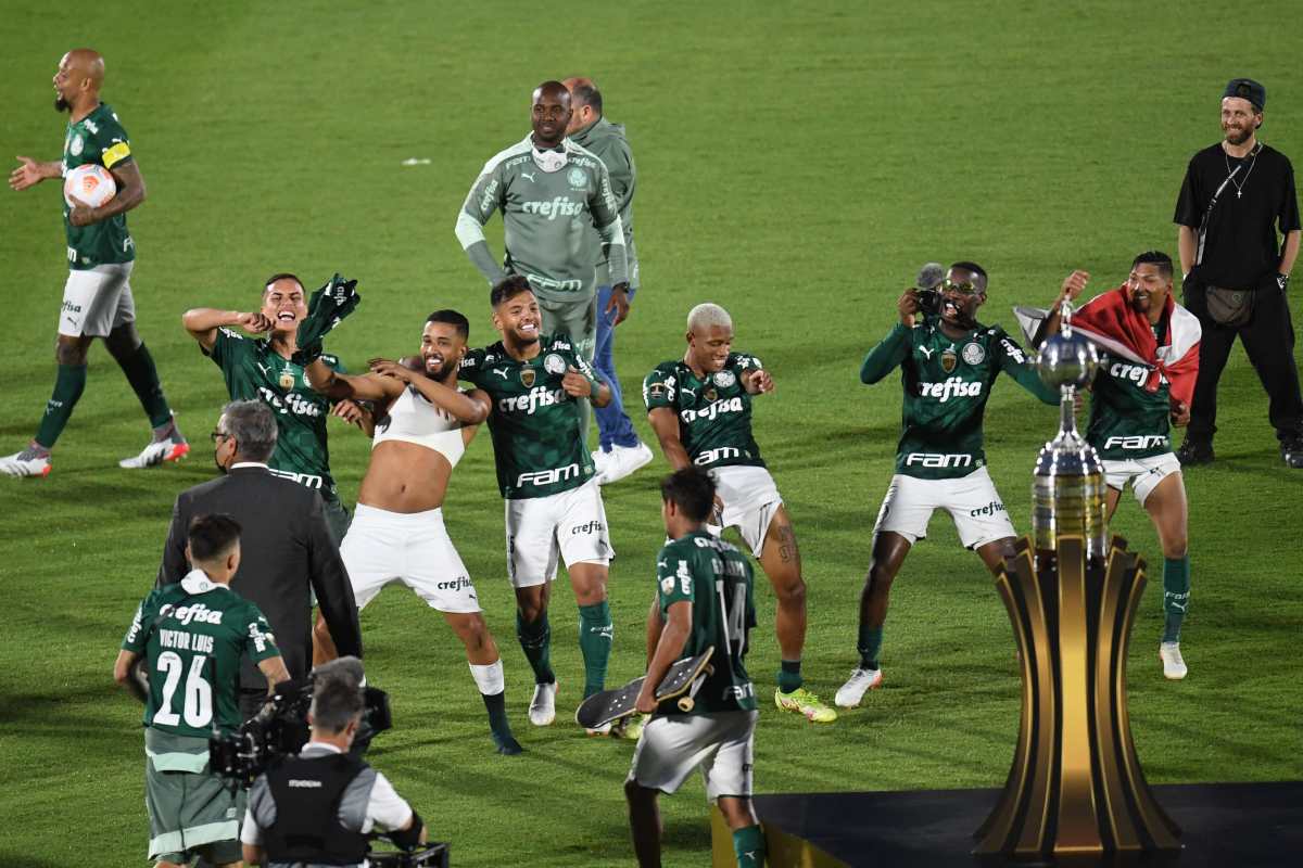 Palmeiras campeón de la Copa Libertadores 2021 al derrotar 2-1 a Flamengo
