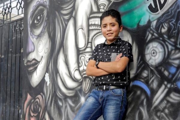 Brandon Burgos: el niño tatuador de apenas 11 años que gana popularidad por su habilidad artística