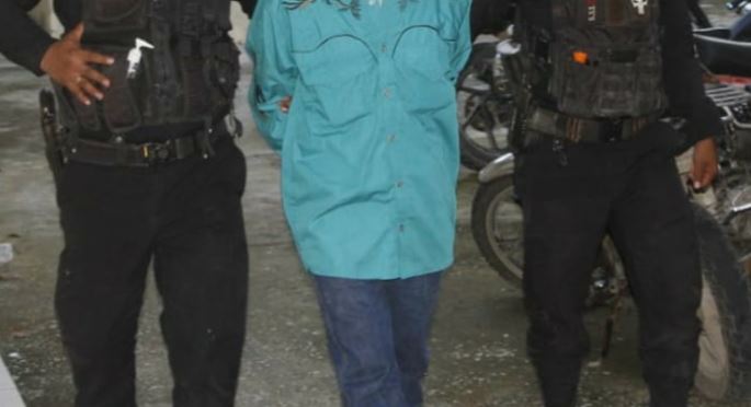 Capturan en Petén a beliceño señalado de haber matado con arma cortante a su conviviente y a una menor