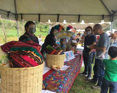 Festival Gastronómico Chimaltenango deleitó con ricos platillos típicos y artesanías