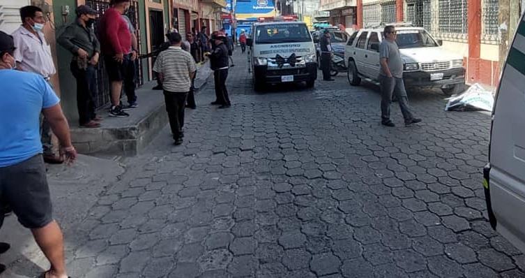 Hombre muere baleado frente a iglesia evangélica cuando se disponía a ingresar a servicio religioso