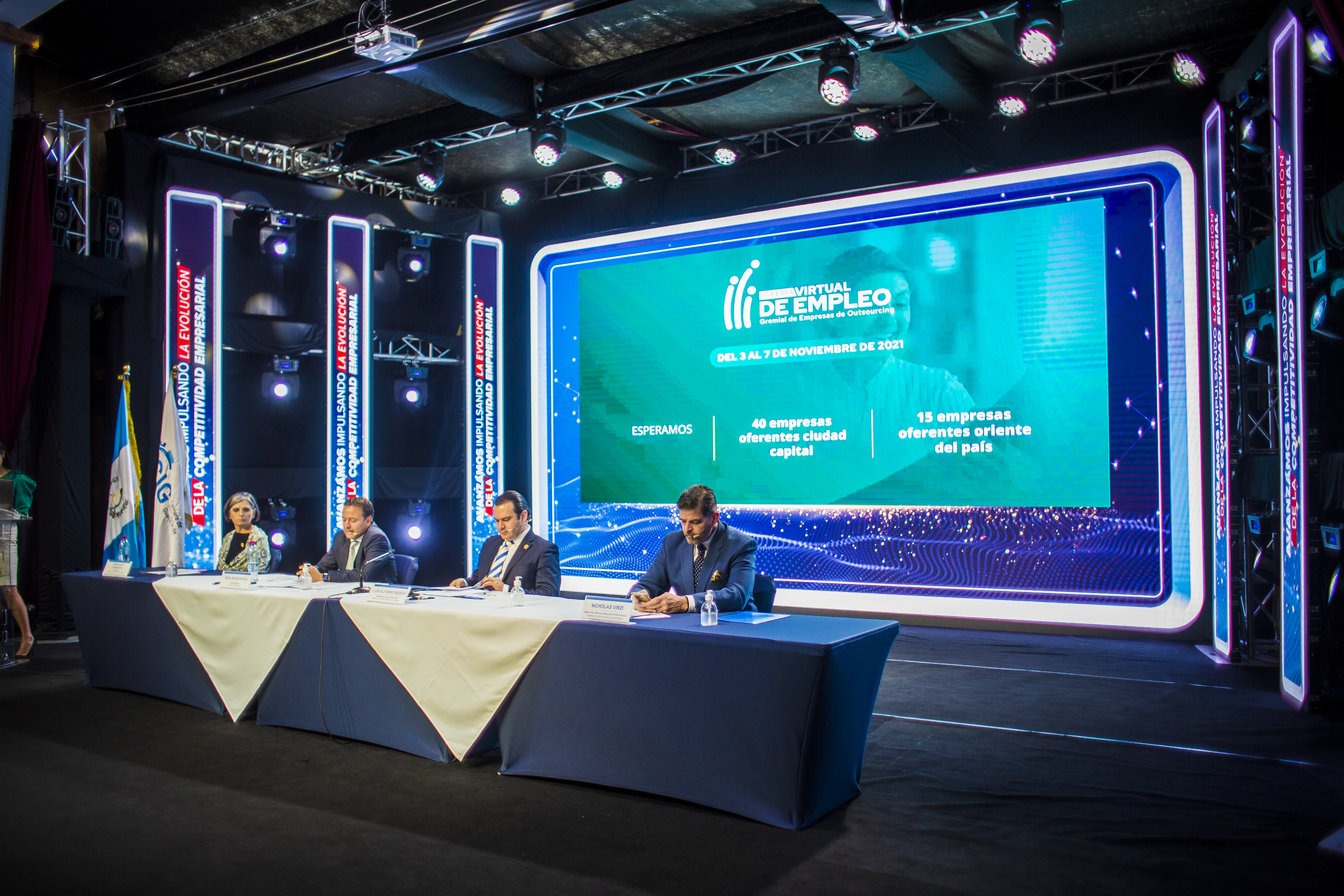 Directivos de Cámara de Industria de Guatemala brindaron detalles del evento. (Foto Prensa Libre: Cortesía)