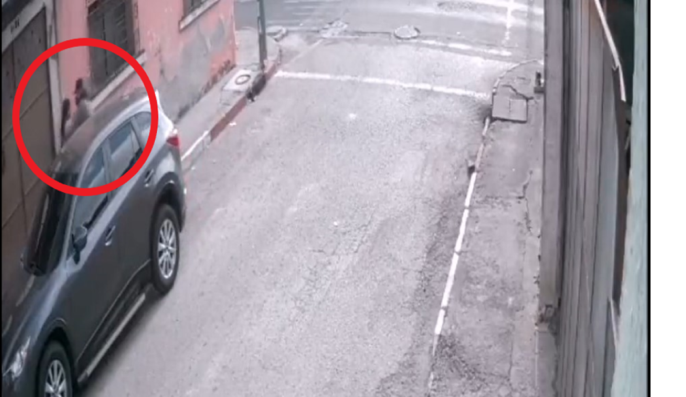Video: Qué se sabe del hombre que fue grabado cuando subió a una mujer a la fuerza a un carro y qué dijo la PNC