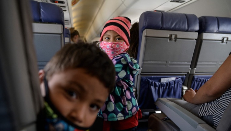 El CAM tiene el fin de promover la mogración regular y contrarrestar los engaños de los coyotes. (Foto Prensa Libre: Hemeroteca PL)