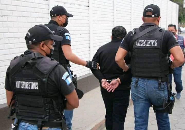 Agentes antisecuestros de la Policía Nacional Civil capturaron Emiliano Gómez Galiano por fingir su secuestro en Jalapa. (Foto Prensa Libre: PNC)