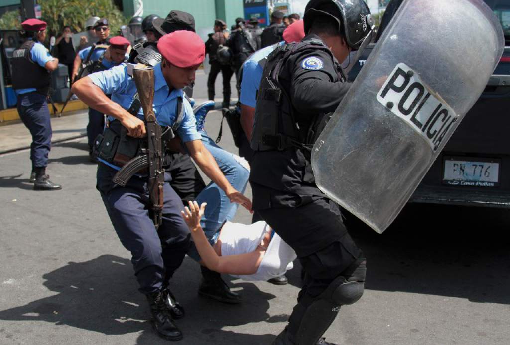 La violencia del régimen de Daniel Ortega se ha generalizado en Nicaragua, advierte informe. (Foto: AFP)