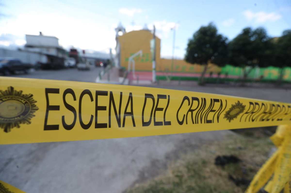 “Aquí es peligroso”: qué se sabe del crimen contra una pareja que fue ultimada mientras veía jugar a su hijo en San Miguel Petapa
