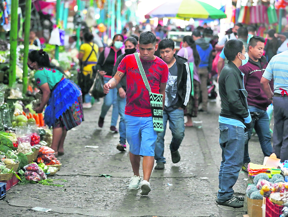 ¿La disminución de casos covid-19 en Guatemala es el fin de la tercera ola?