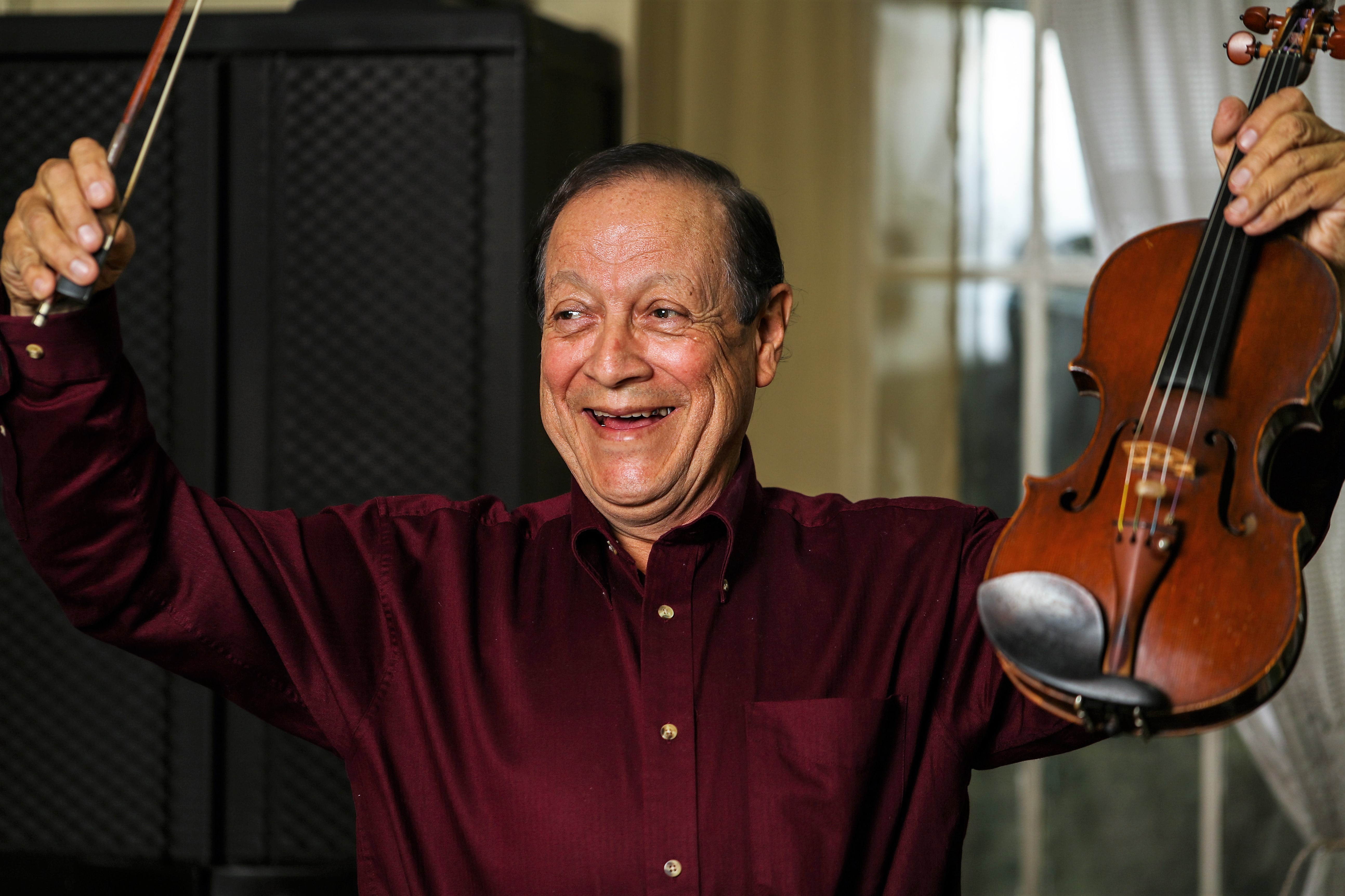 Néstor Arévalo es uno de los grandes valores de la música guatemalteca.  Su carisma, talento y preparación le han hecho estar en importantes escenarios a lo largo de su vida.  (Foto Prensa Libre: Juan Diego González)