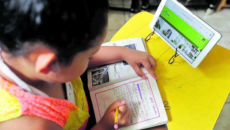 Guatemala ha reducido sus indicadores de desempeño educativo, según evaluación latinoamericana. (Foto Prensa Libre: Hemeroteca PL)
