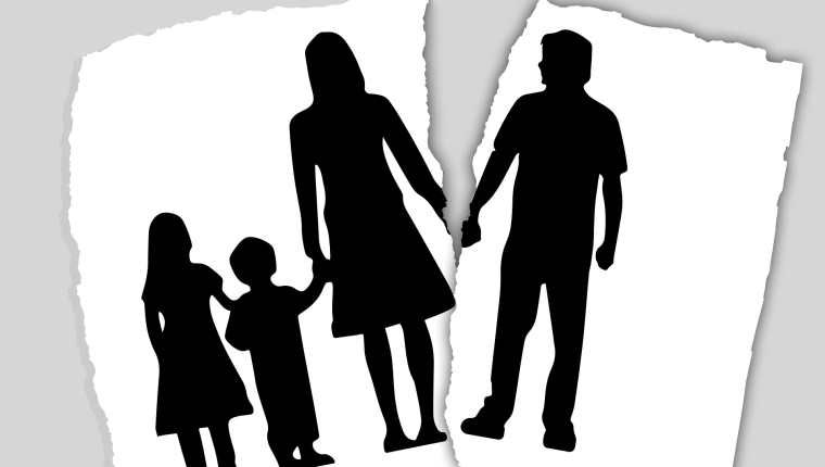 ¿Cómo manejar el divorcio con los hijos?