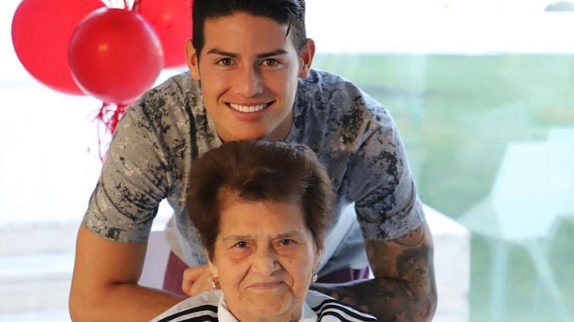 El jugador de la Selección de Colombia James Rodríguez dedicó un tierno mensaje a su abuelita en su cuenta de Instagram. (Foto Prensa Libre: James Rodríguez-Instagram)