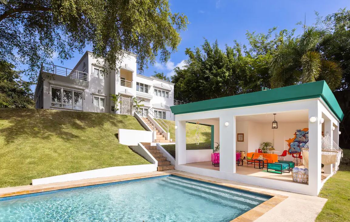 Daddy Yankee pone su mansión en alquiler a través de Airbnb (el costo, los lujos y la guía para concer los gustos del “Rey del Reguetón”)