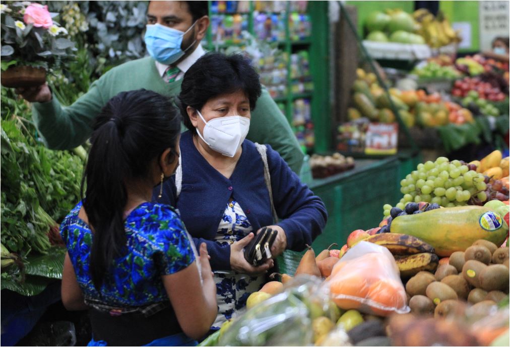 Los principales productos de la dieta guatemalteca, junto a los combustibles, registraron las mayores alzas de precios de la canasta de enero a julio de 2022. (Foto Prensa Libre: Hemeroteca).