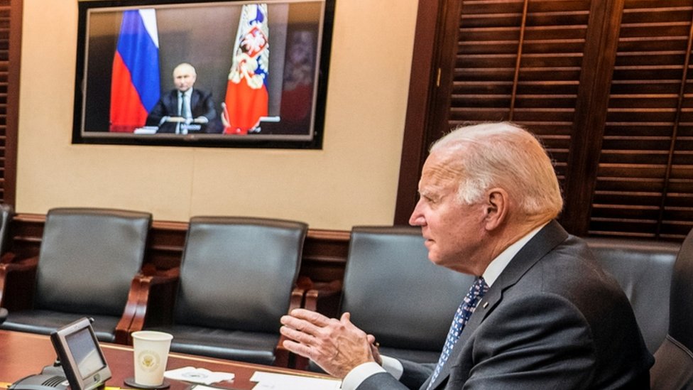 Biden y Putin mantuvieron este jueves su segunda videollamada en menos de un mes. REUTERS