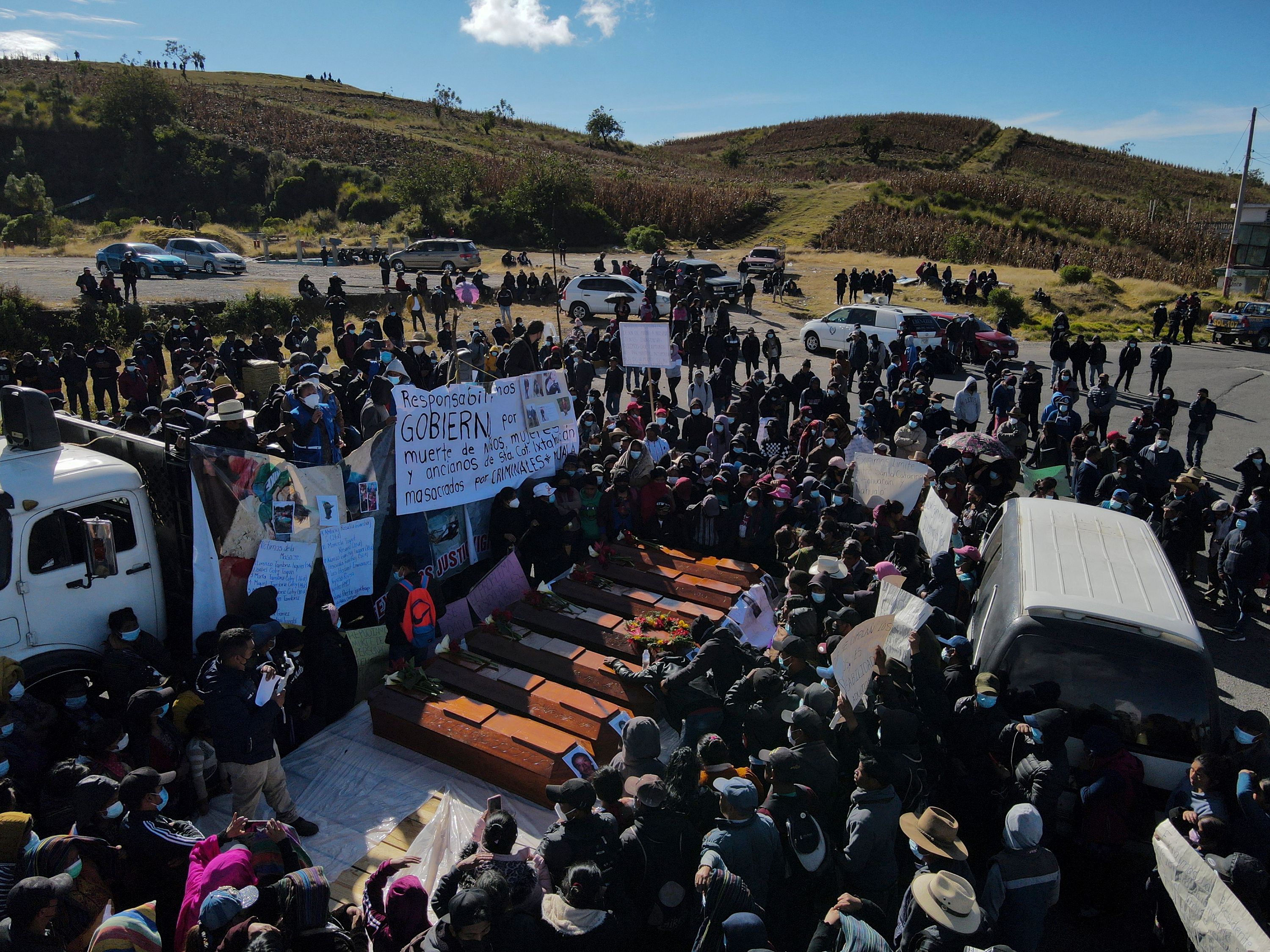 Los conflictos no se resolverán en las comunidades si no existen continuidad en las mesas de diálogo y la presencia de otros actores ajenos a la esfera gubernamental, según experto. Fotografía: AFP.
