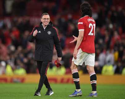Cavani se quedará con el Manchester United, insiste su entrenador Ralf Rangnick
