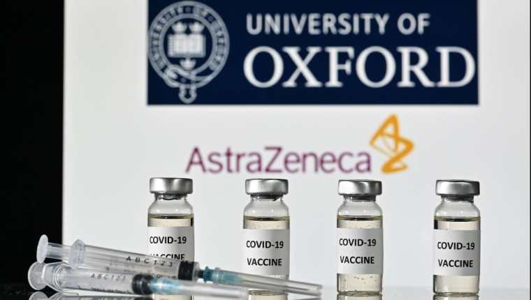 Vacuna de AstraZeneca es utilizada en varios países del mundo. (Foto Prensa Libre: AFP)