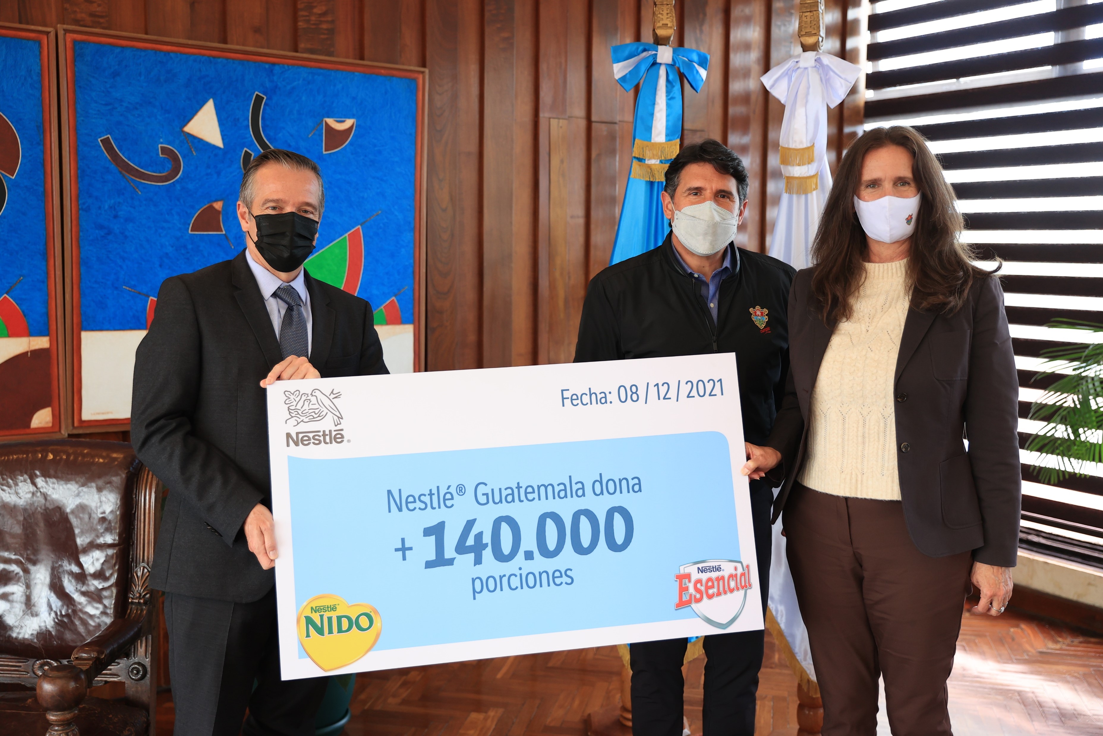 Por medio de esta donación, Nestlé afirma su compromiso con la niñez guatemalteca. Foto Prensa Libre: Cortesía.
