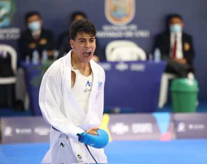 Video | Guatemalteco Carlos Chacón conquista la plata en el karate del Panamericano Junior