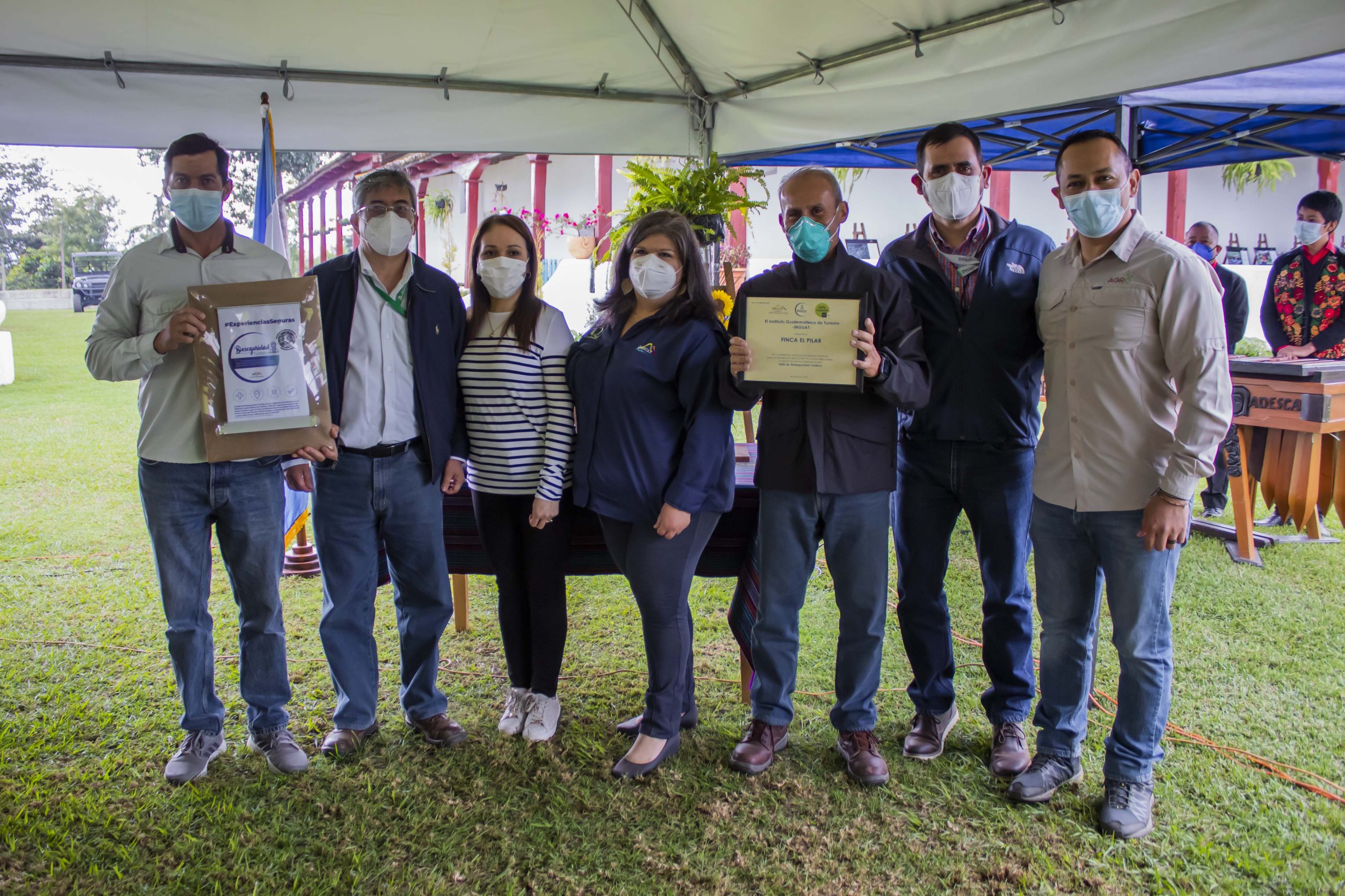 Este reconocimiento confirma el compromiso que Finca El Pilar tiene con sus visitantes y sus colaboradores. Foto Prensa Libre: Cortesía.
