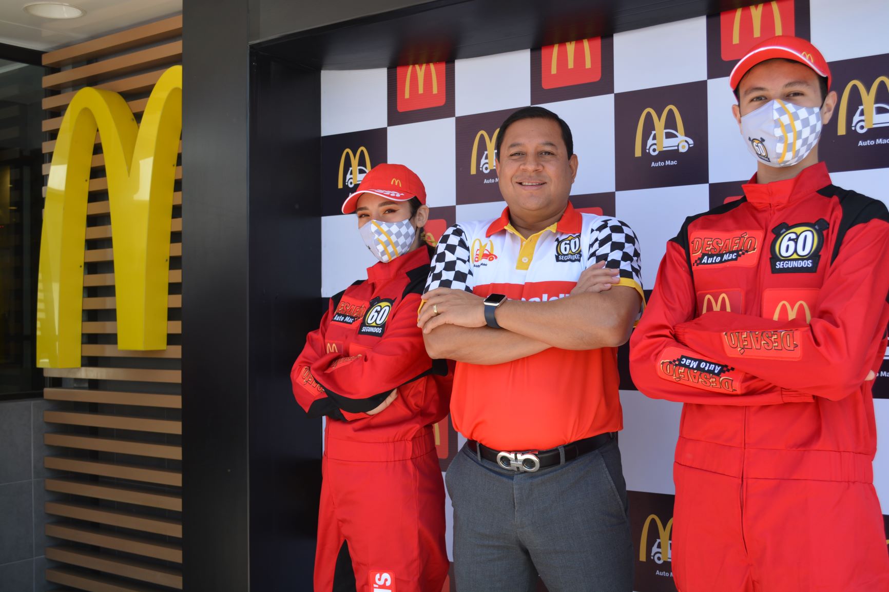 McDonald's sigue innovando y sorprendiendo con su auto servicio. Foto Prensa Libre: Cortesía.