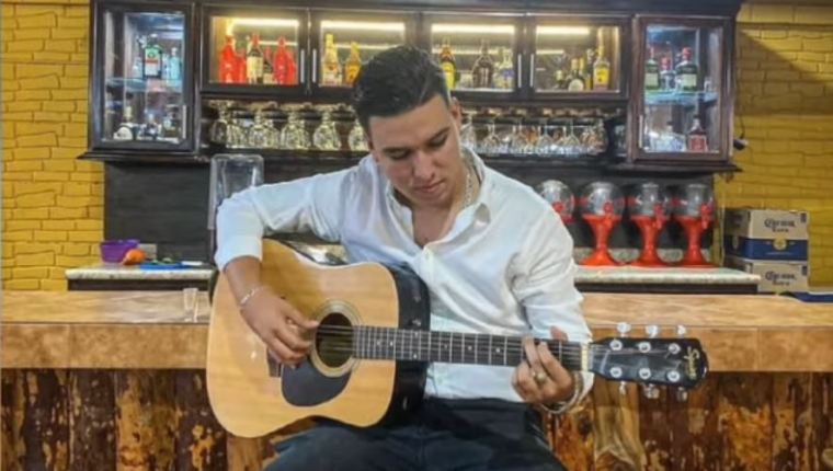 José Zoel Cruz, cantante guatemalteco fue sacado de un evento en Zacapa, el 12 de noviembre, y desde entonces no se sabe nada de su paradero.
