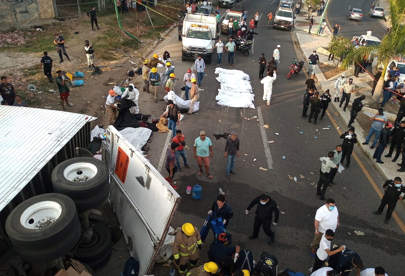 Crisis migratoria: sube a 54 cifra de víctimas de accidente en Chiapas, procedentes de Guatemala y otros cuatro países