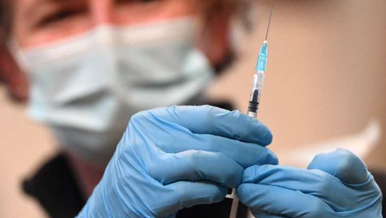 Vacuna Pfizer/BioNtech es “eficaz” contra variante ómicron del covid-19  tras “tres dosis” – Prensa Libre