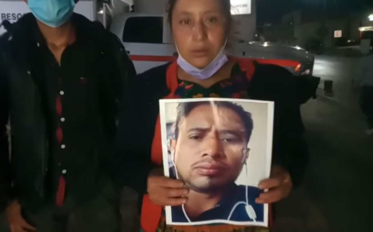 “No tenemos apoyo”: mujer busca en Chiapas a su esposo migrante que presume viajaba en el tráiler accidentado