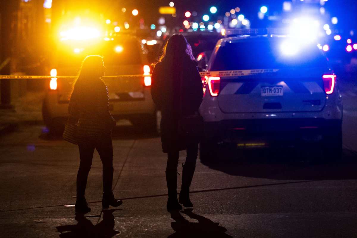 VIDEOS: Cinco muertos, incluido un sospechoso, en balacera en Colorado