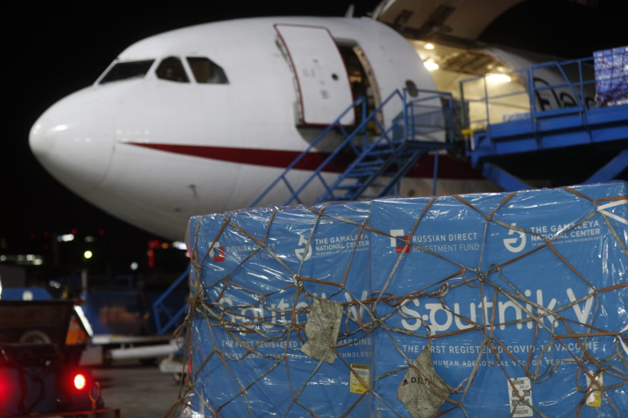 Guatemala recibe 1 millón 58 mil nuevas dosis de Sputnik V del segundo componente