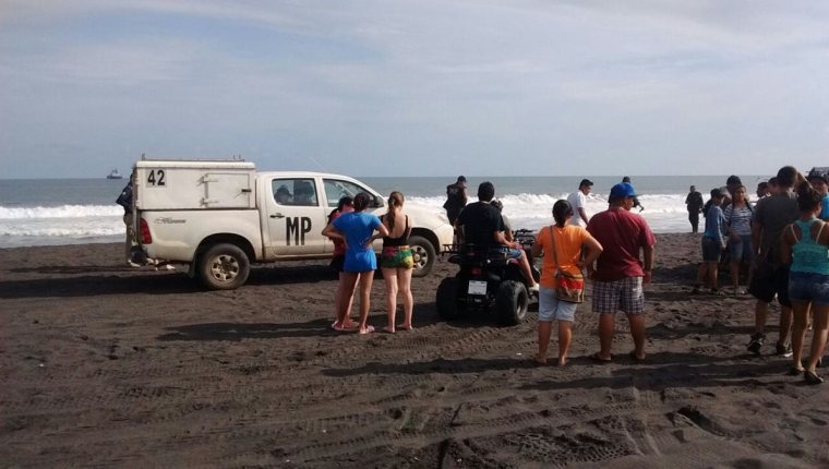 Seis niños se salvan de morir ahogados en playas de Sipacate, Escuintla