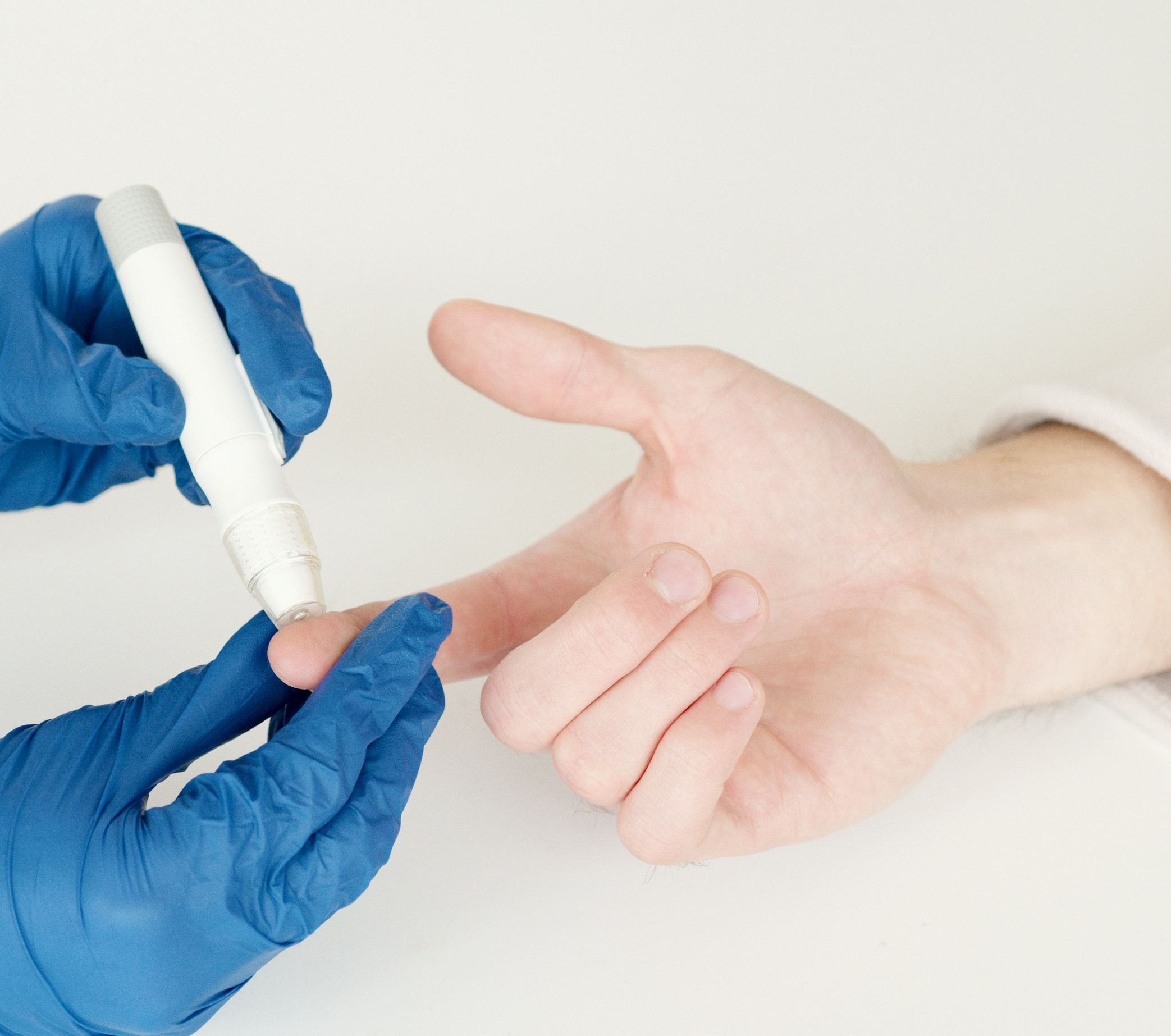 Existen algunas razones por las que pacientes han reportado empezar a padecer diabetes tipo 2, después de enfermarse de covid-19. (Foto Prensa Libre: Artem Podrez/Pexels)